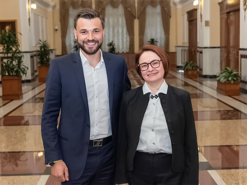 Опыт передан и впитан! Генеральный директор ИНПК Вадим Щербак завершил программу наставничества конкурса «Лидеры России» под руководством Эльвиры Набиуллиной, председателя Центрального Банка России