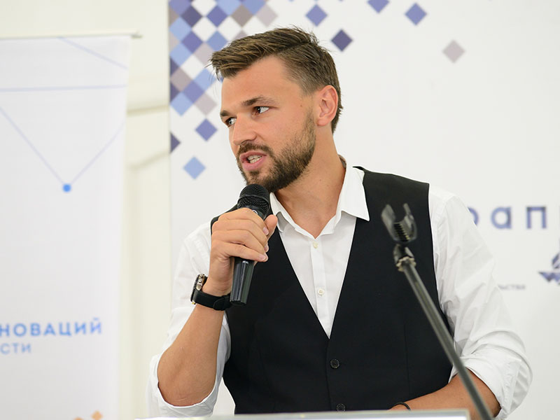 Легко ли быть чемпионом? Генеральный директор Группы ИНПК Вадим Щербак презентовал стратегию быстроразвивающейся компании на конференции Донские «чемпионы»